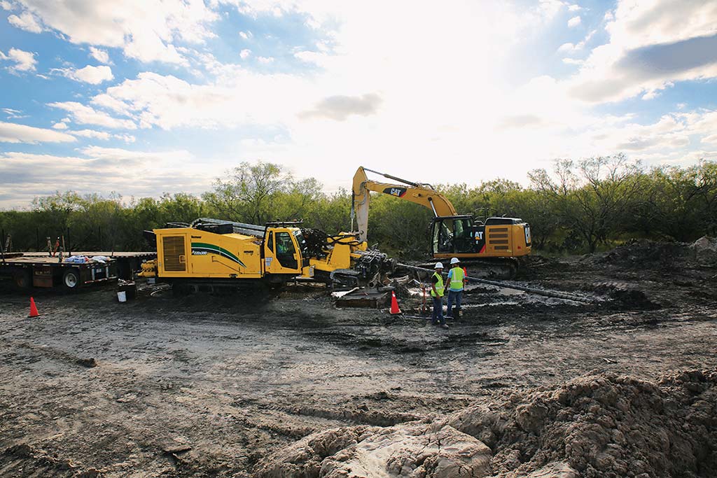 TOC HDD per posa di condotte primarie (pipelines) Vermeer D220X300